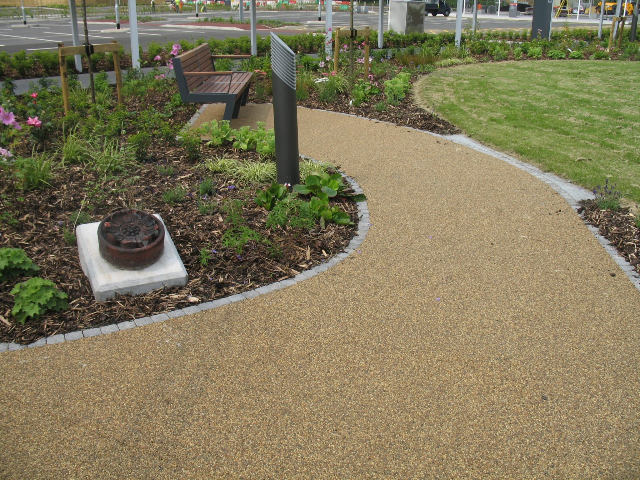 Resin Bound Gravel At Salford Royal Hospital Greater Manchester Soft